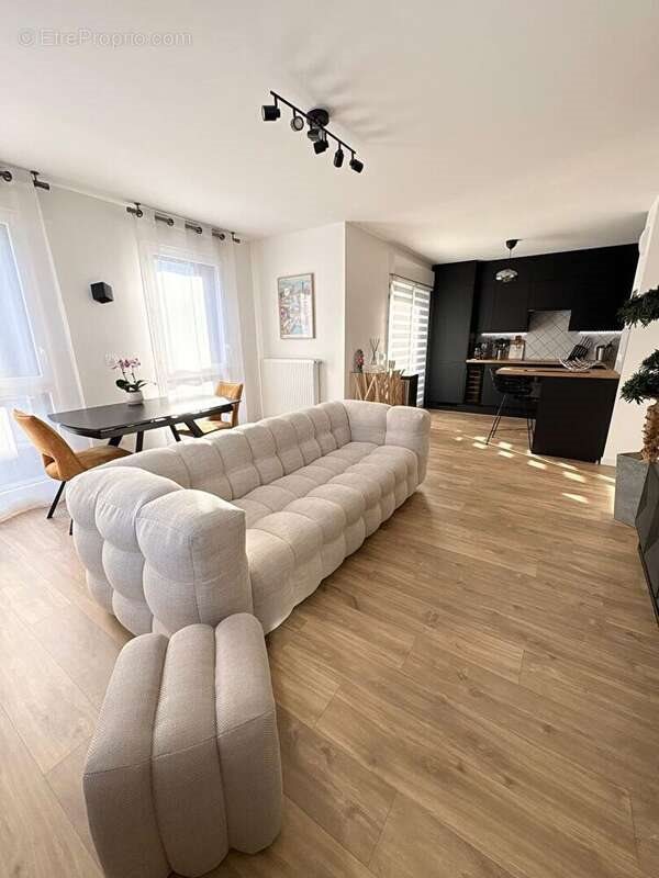 Appartement à vendre, 67m², Nanterre
