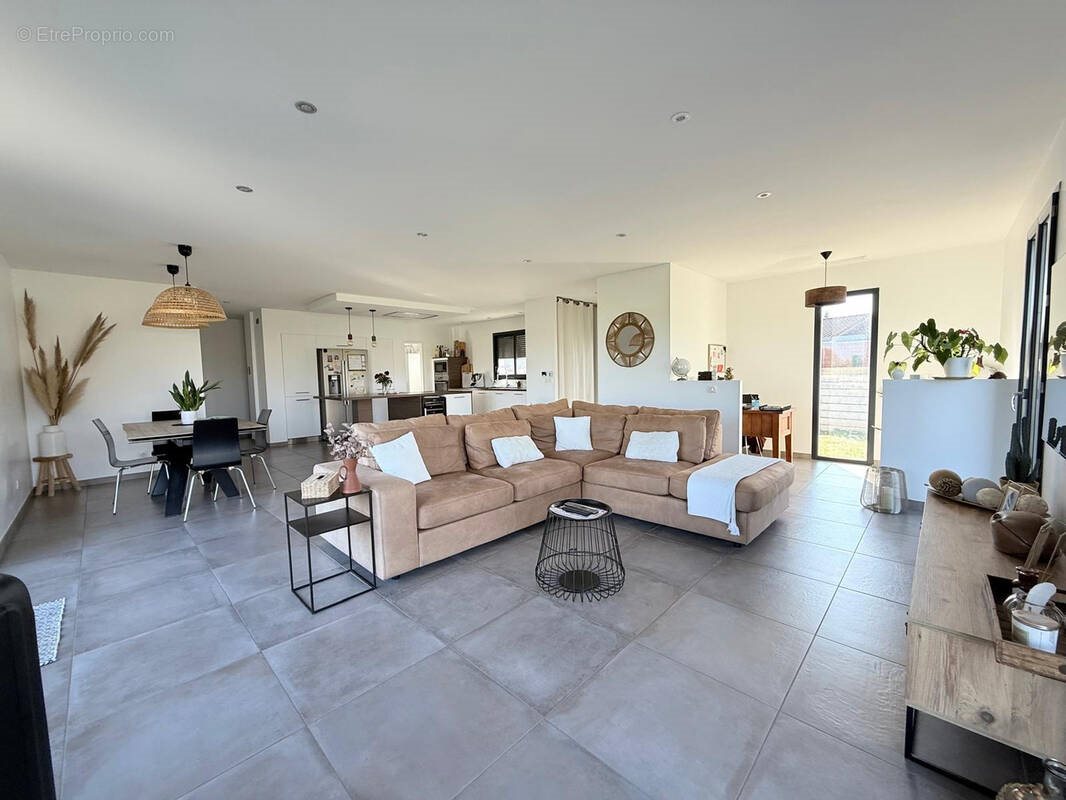 Maison à vendre, 140m², Marquefave