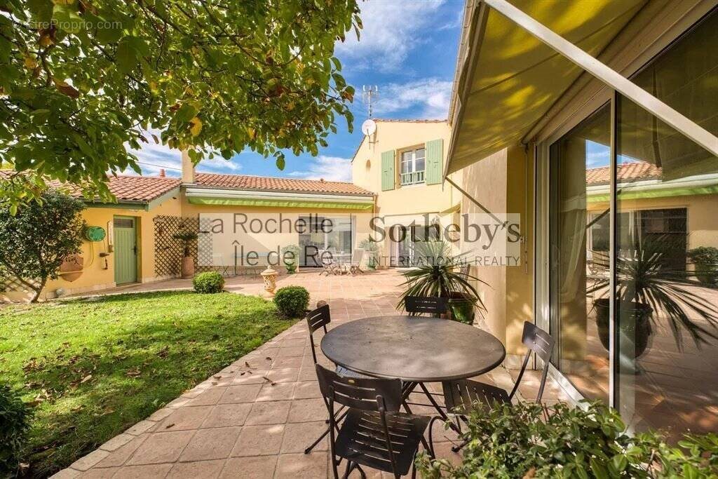 Maison à vendre, 250m², Châtelaillon-Plage