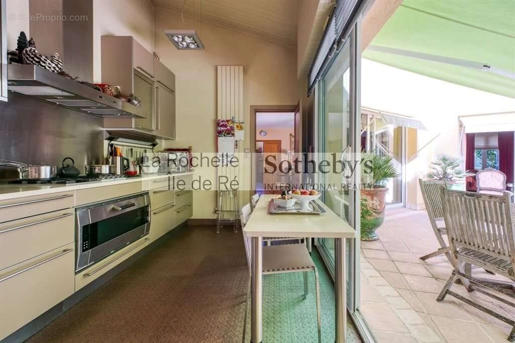 Maison à vendre, 250m², Châtelaillon-Plage