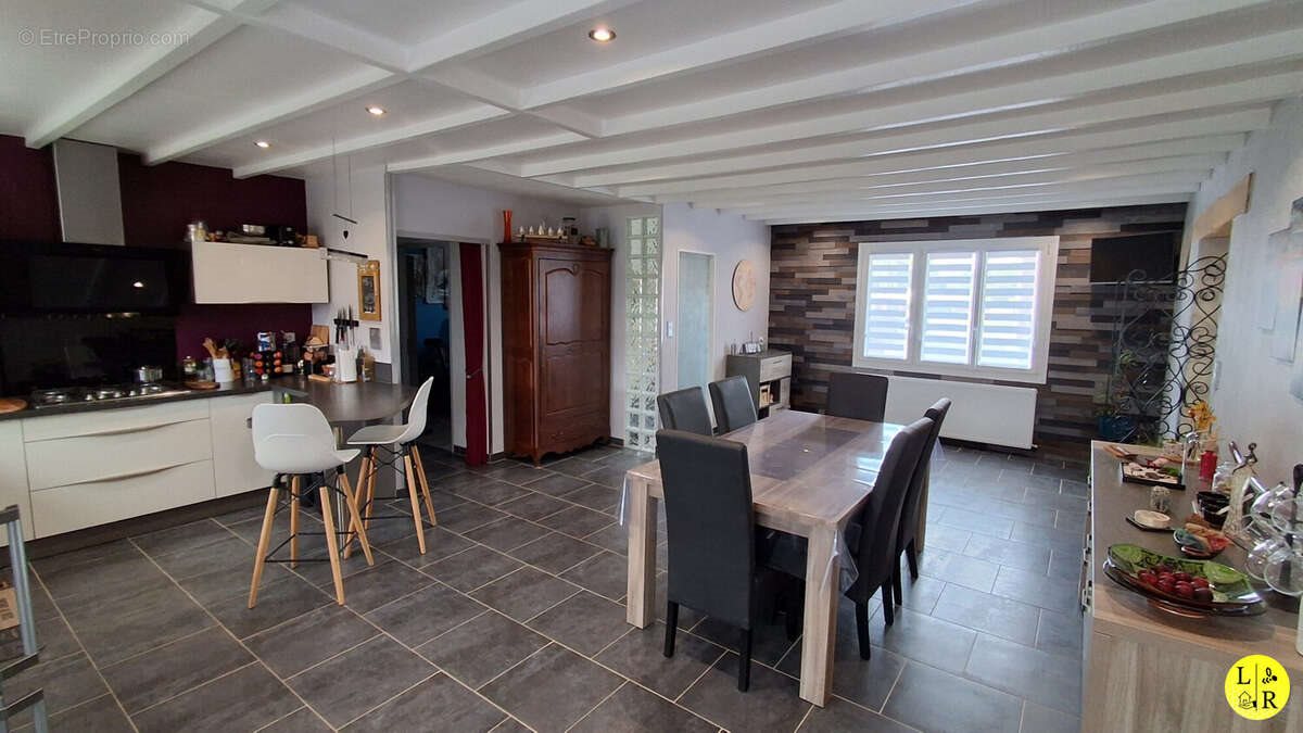 Maison à vendre, 138m², Beaurains