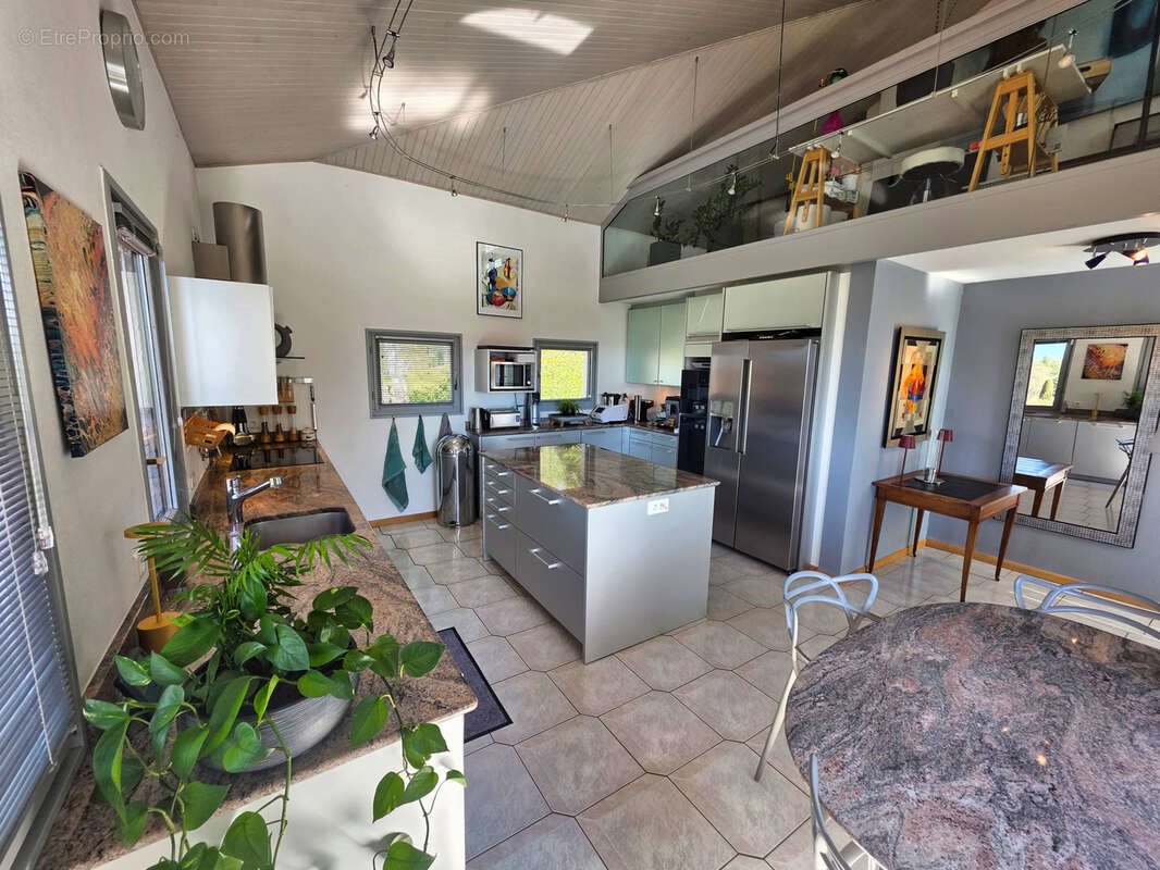 Maison à vendre, 240m², Thonon-les-Bains