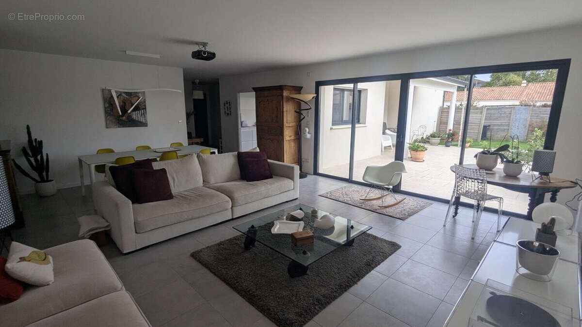 Maison à vendre, 128m², Damvix