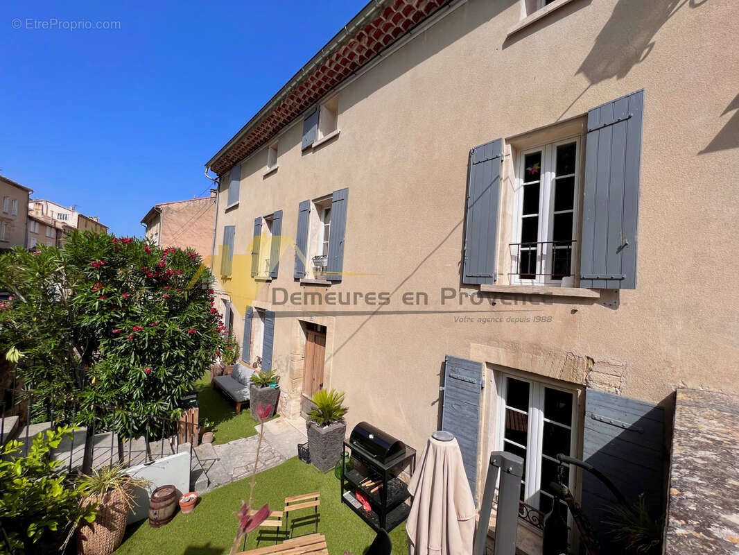 Maison à vendre, 175m², Caromb