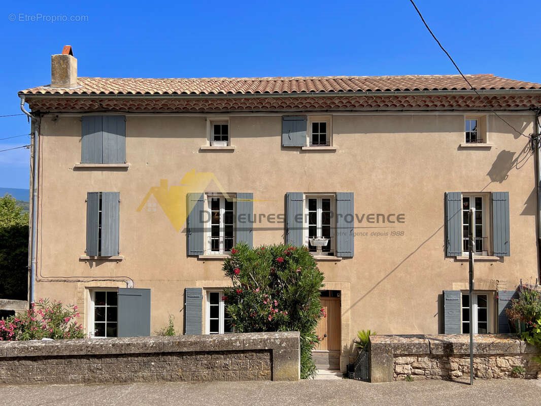 Maison à vendre, 175m², Caromb