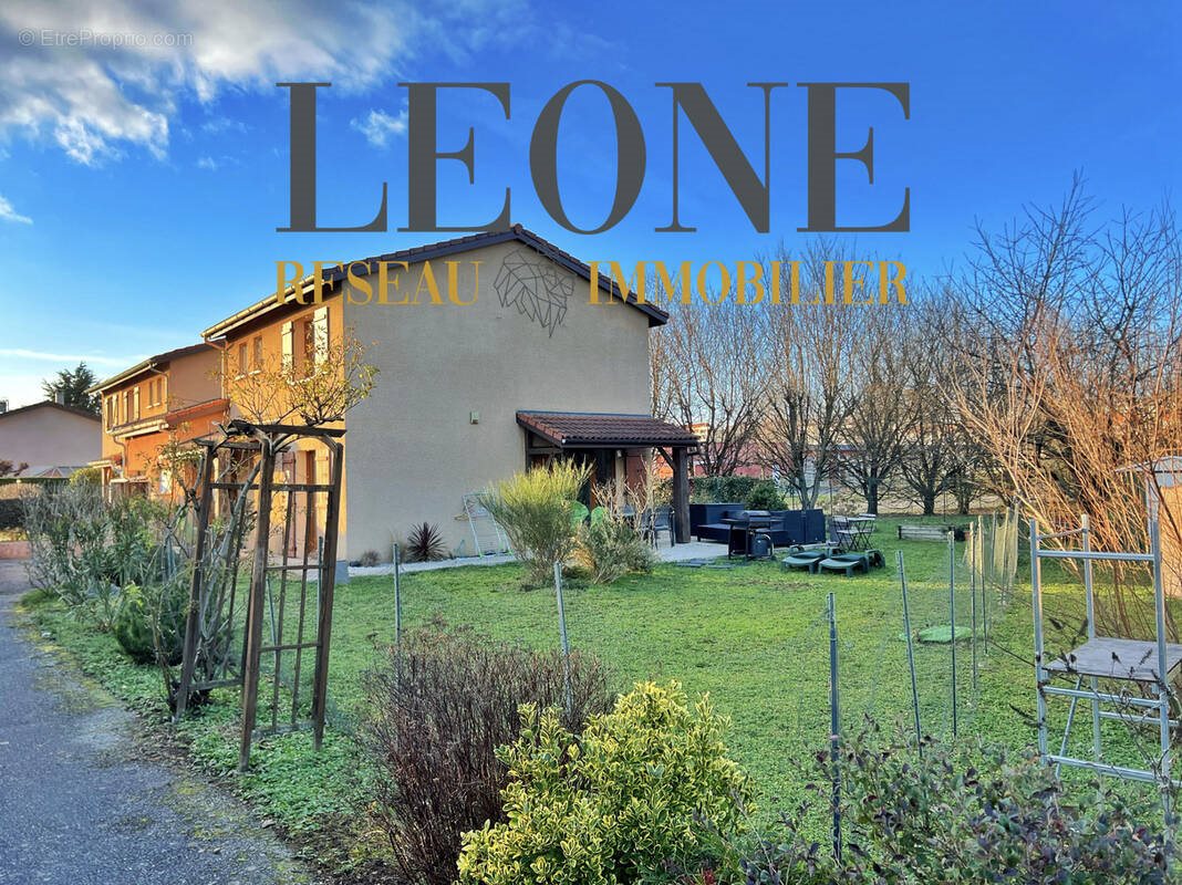 Maison à vendre, 90m², Mions