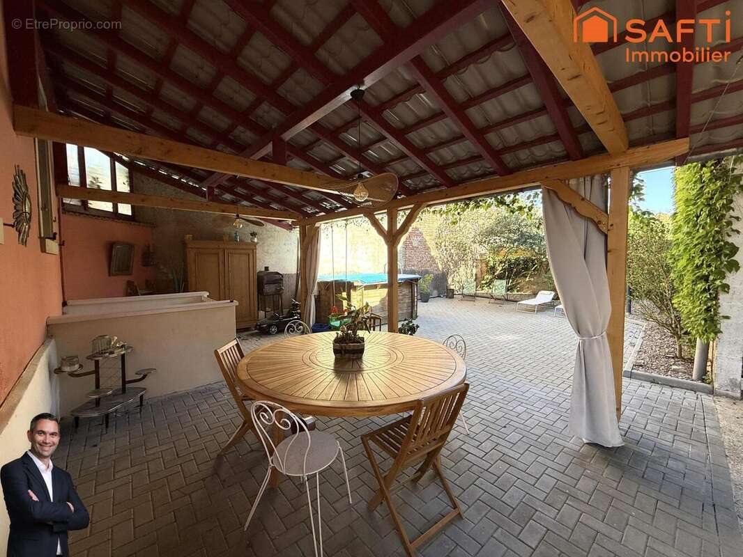 Maison à vendre, 143m², Sundhouse