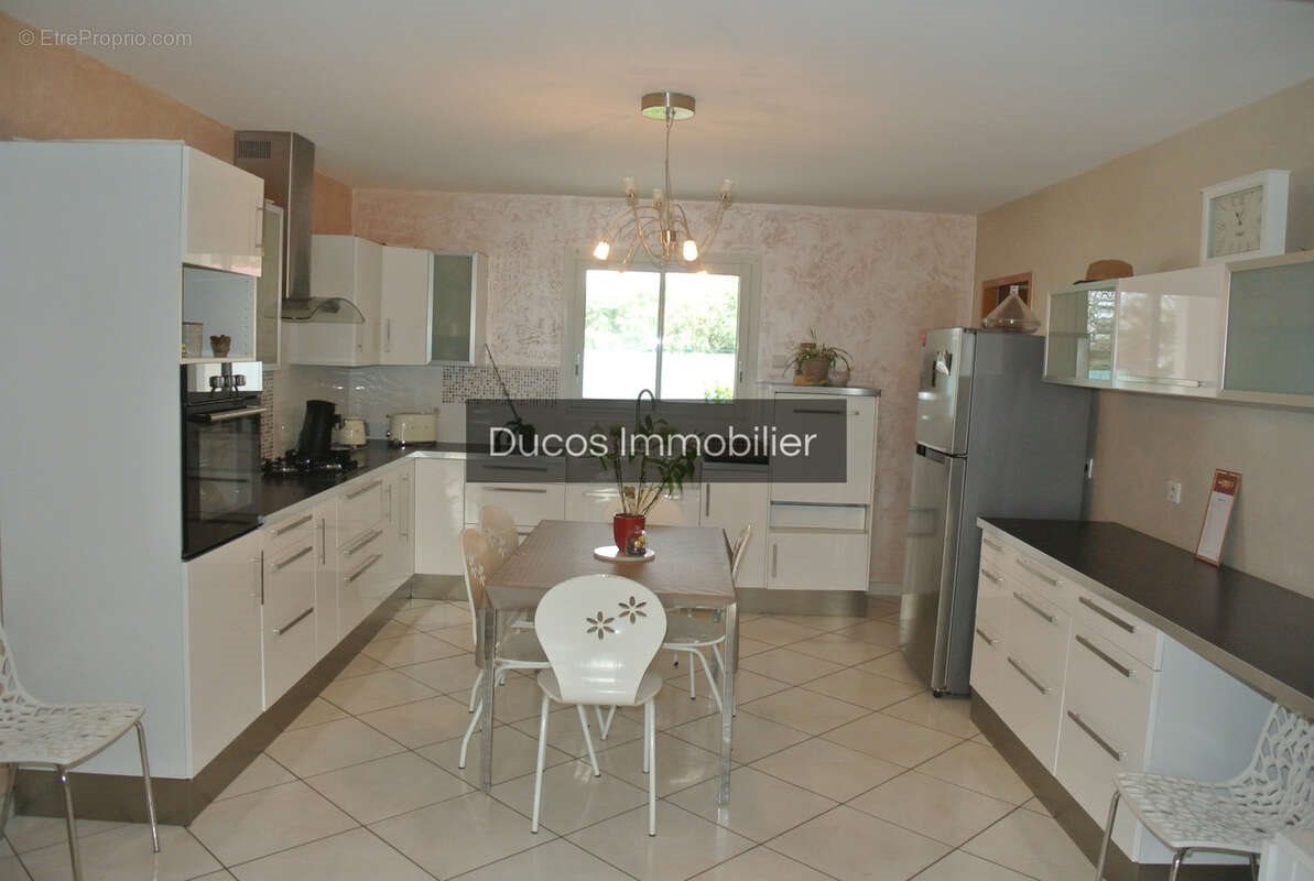 Maison à vendre, 162m², Marmande