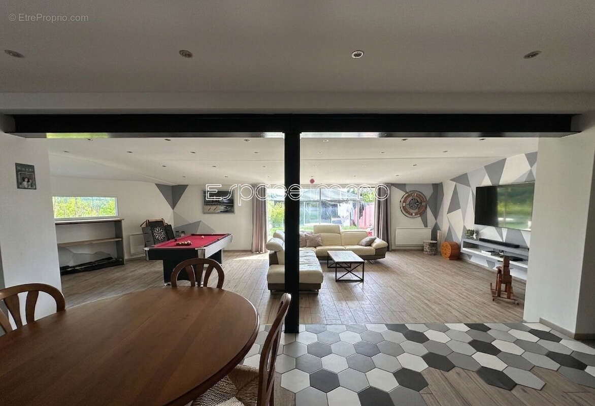 Maison à vendre, 158m², Malaunay