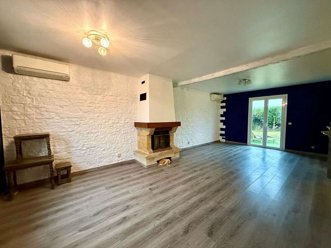 Maison à vendre, 90m², Sainte-Geneviève
