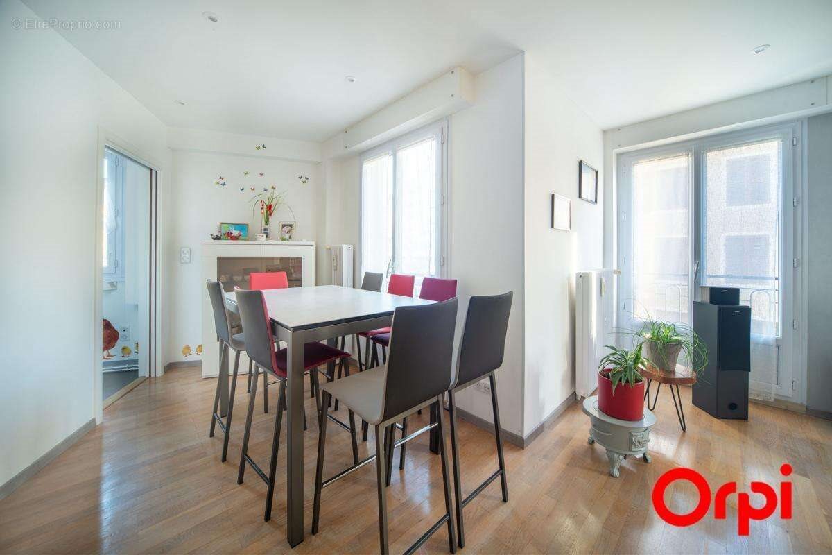Appartement à vendre, 102m², Mâcon