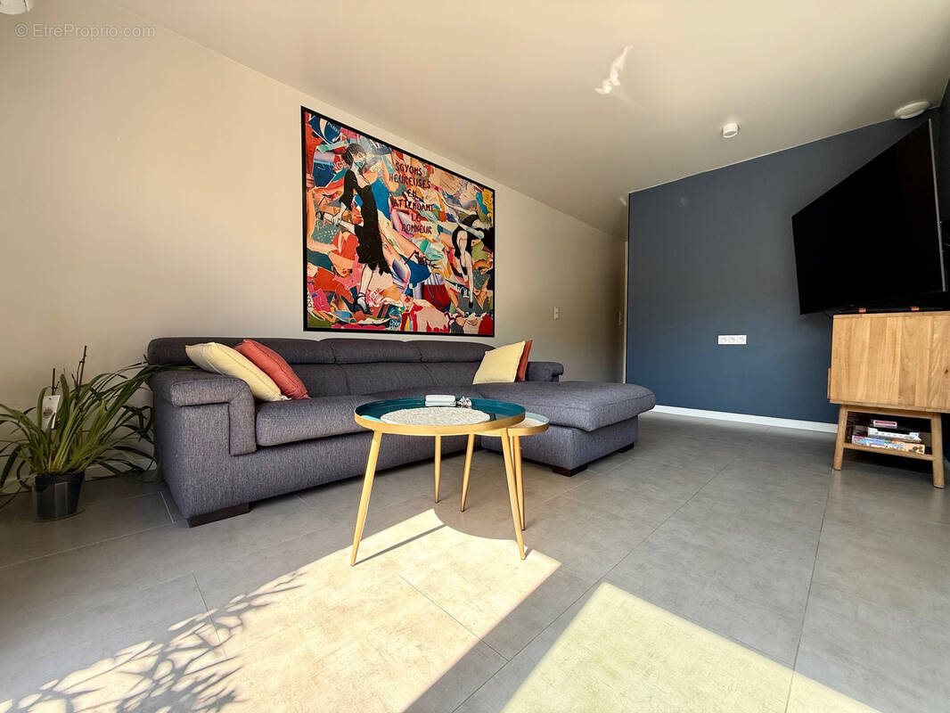 Maison à vendre, 98m², Salles