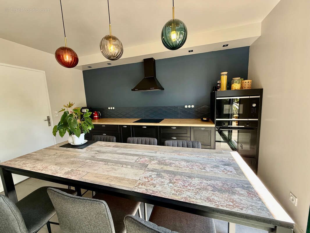 Maison à vendre, 98m², Salles