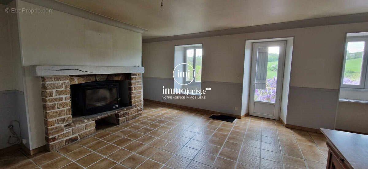 Maison à vendre, 124m², Jumilhac-le-Grand