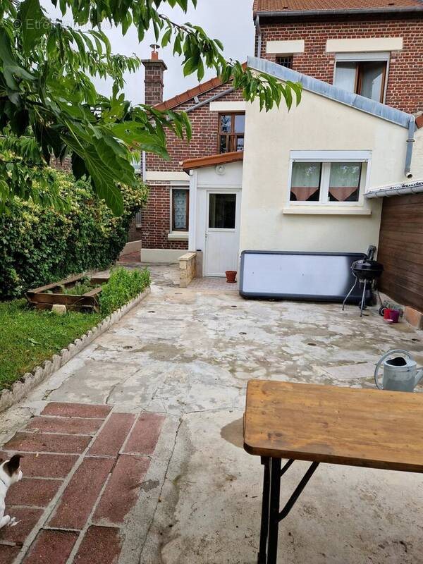 Maison à vendre, 99m², Laon