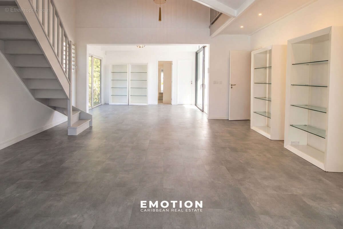 Maison à vendre, 300m², Sainte-Anne