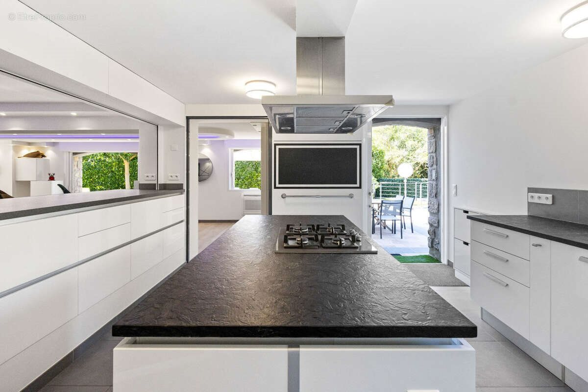 Maison à vendre, 214m², Mandelieu-la-Napoule