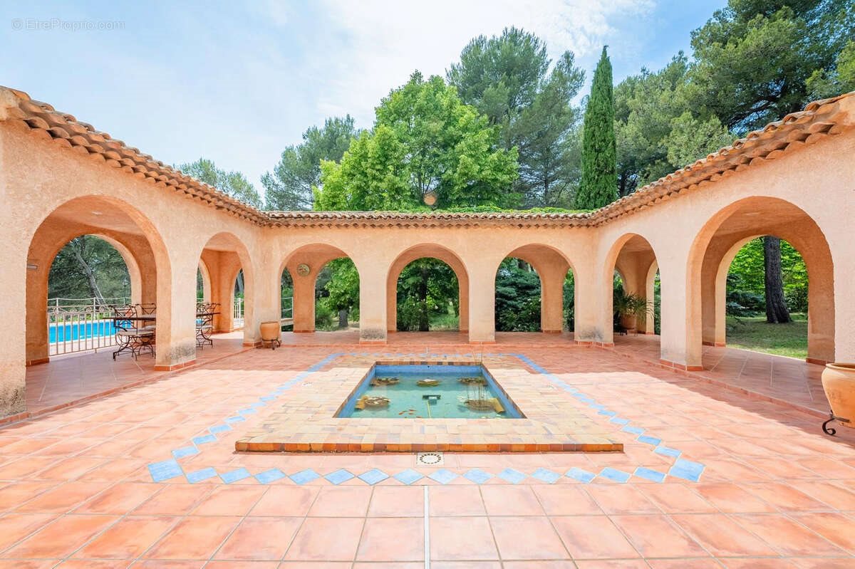 Maison à vendre, 200m², Les Pennes-Mirabeau