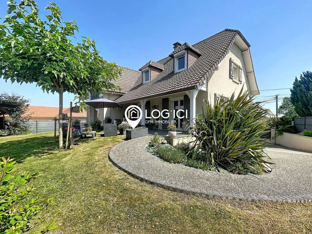 Maison à vendre, 175m², Arthez-de-Béarn