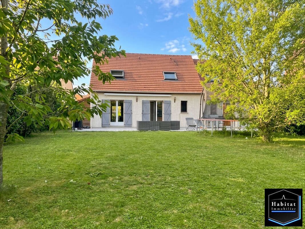 Maison à vendre, 121m², Oissery
