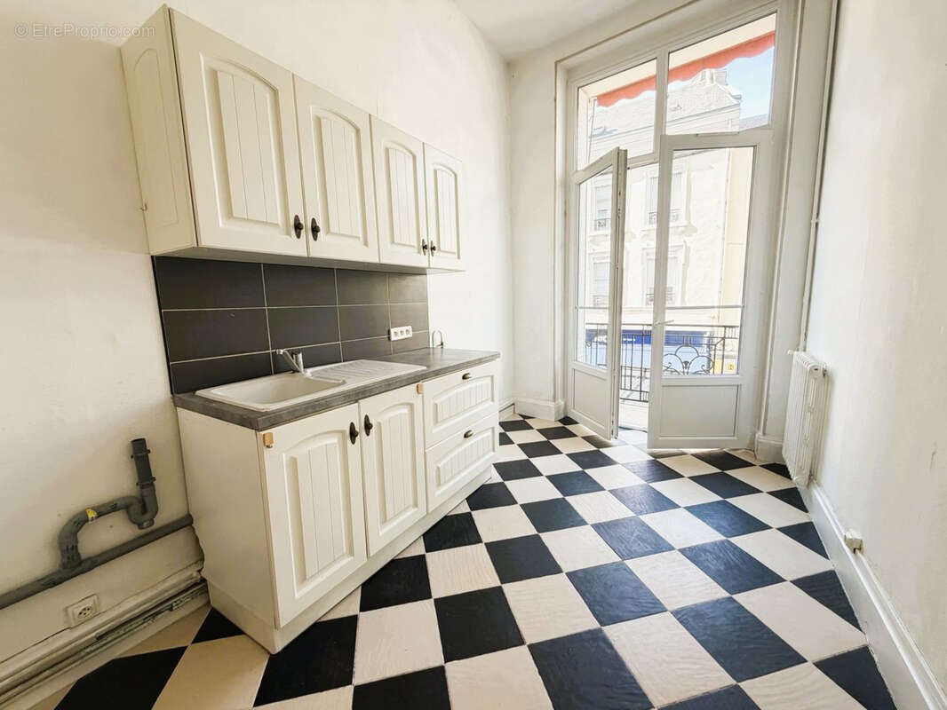 Appartement à vendre, 58m², Vichy