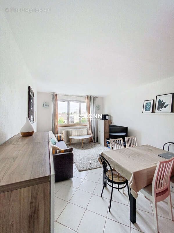 Appartement à vendre, 57m², Stains