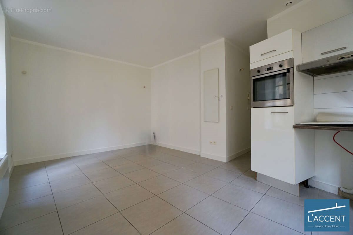 Appartement à vendre, 24m², Nîmes
