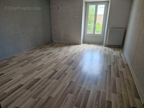 Maison à vendre, 73m², Breux-Jouy