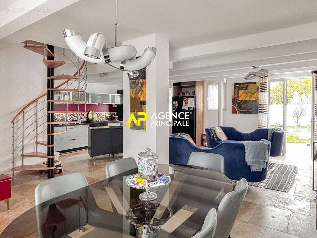 Maison à vendre, 141m², Sartrouville