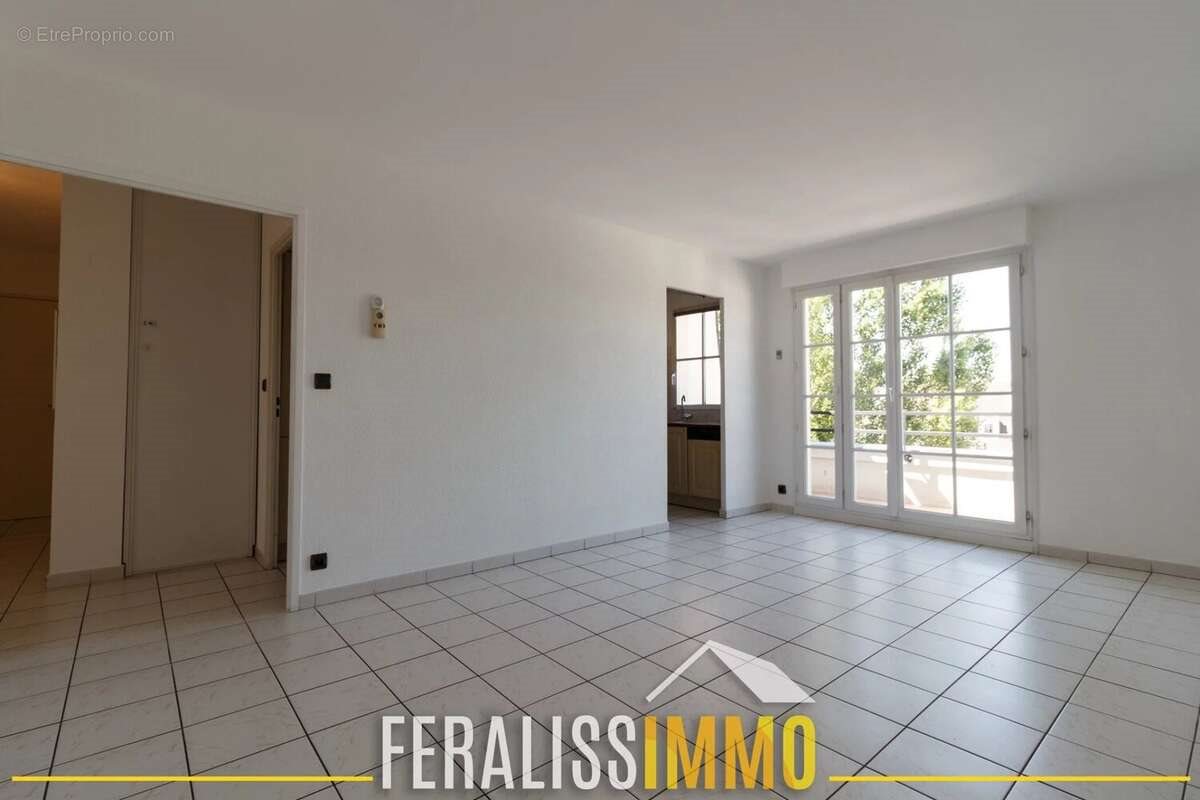 Appartement à vendre, 63m², Cergy