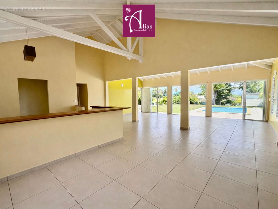 Maison à vendre, 168m², Petit-Bourg