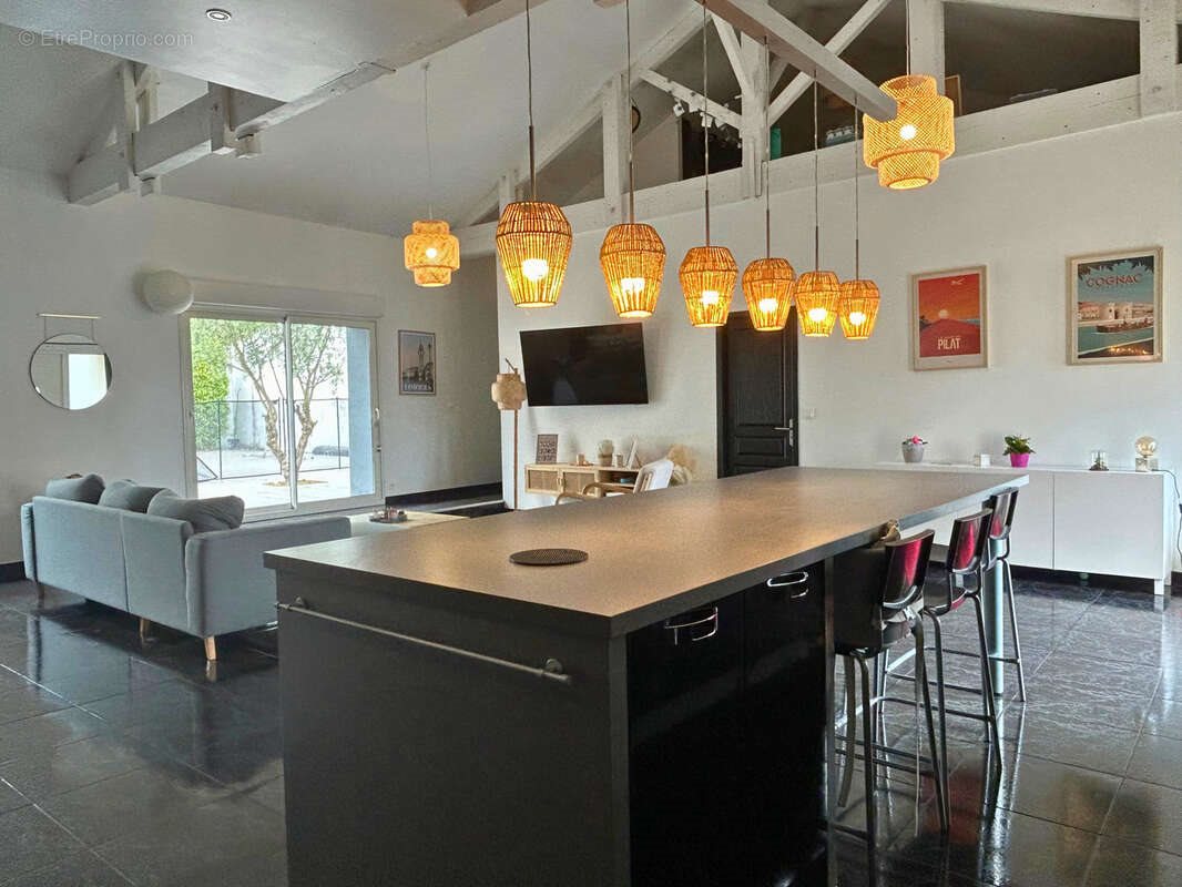 Maison à vendre, 107m², Cognac