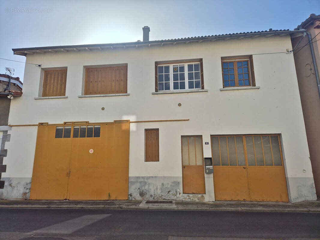 Appartement à vendre, 206m², Pont-du-Château