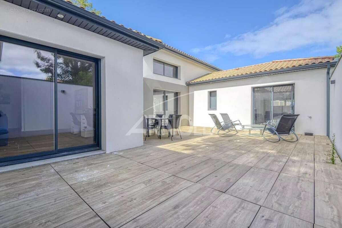 Maison à vendre, 208m², Pornic