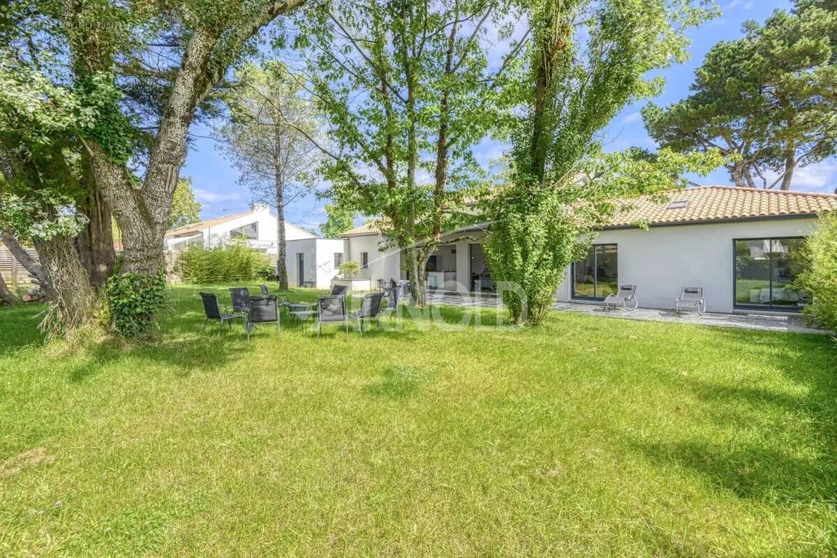 Maison à vendre, 208m², Pornic