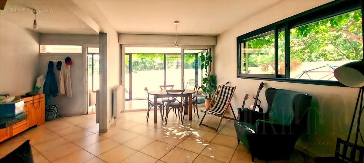 Maison à vendre, 99m², Castries