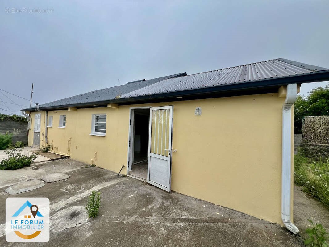 Maison à vendre, 95m², Le Tampon