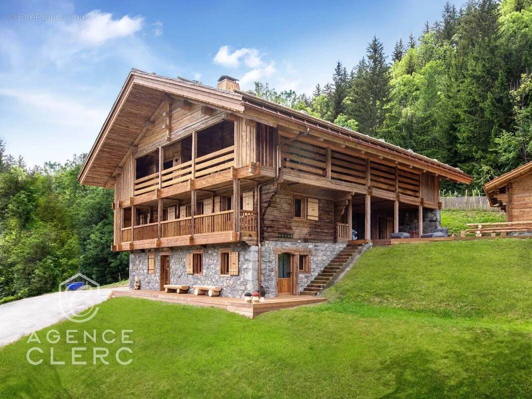 Maison à vendre, 360m², Le Grand-Bornand