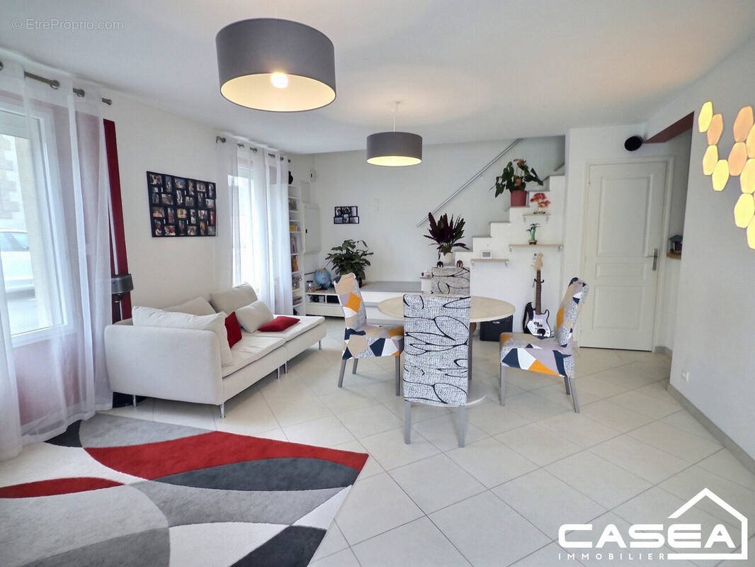 Maison à vendre, 88m², Pont-l'Abbé