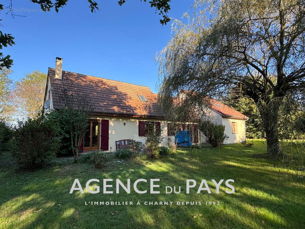 Maison à vendre, 125m², Saint-Privé