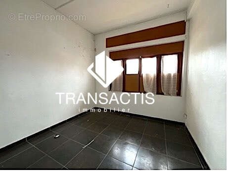 Appartement à vendre, 832m², Cayenne
