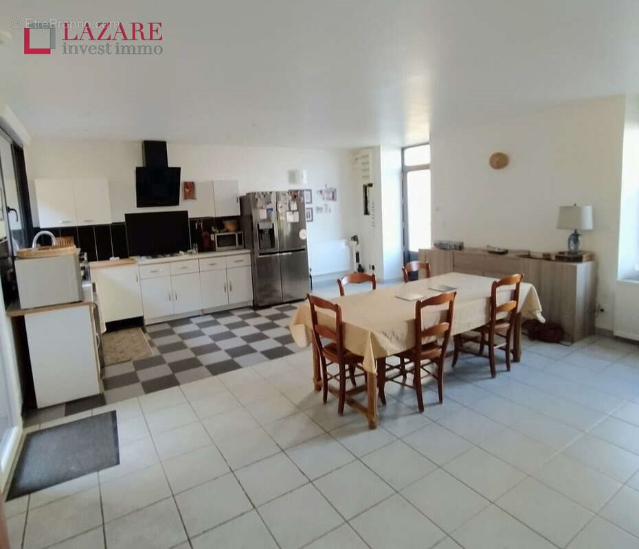 Maison à vendre, 168m², Bécon-les-Granits