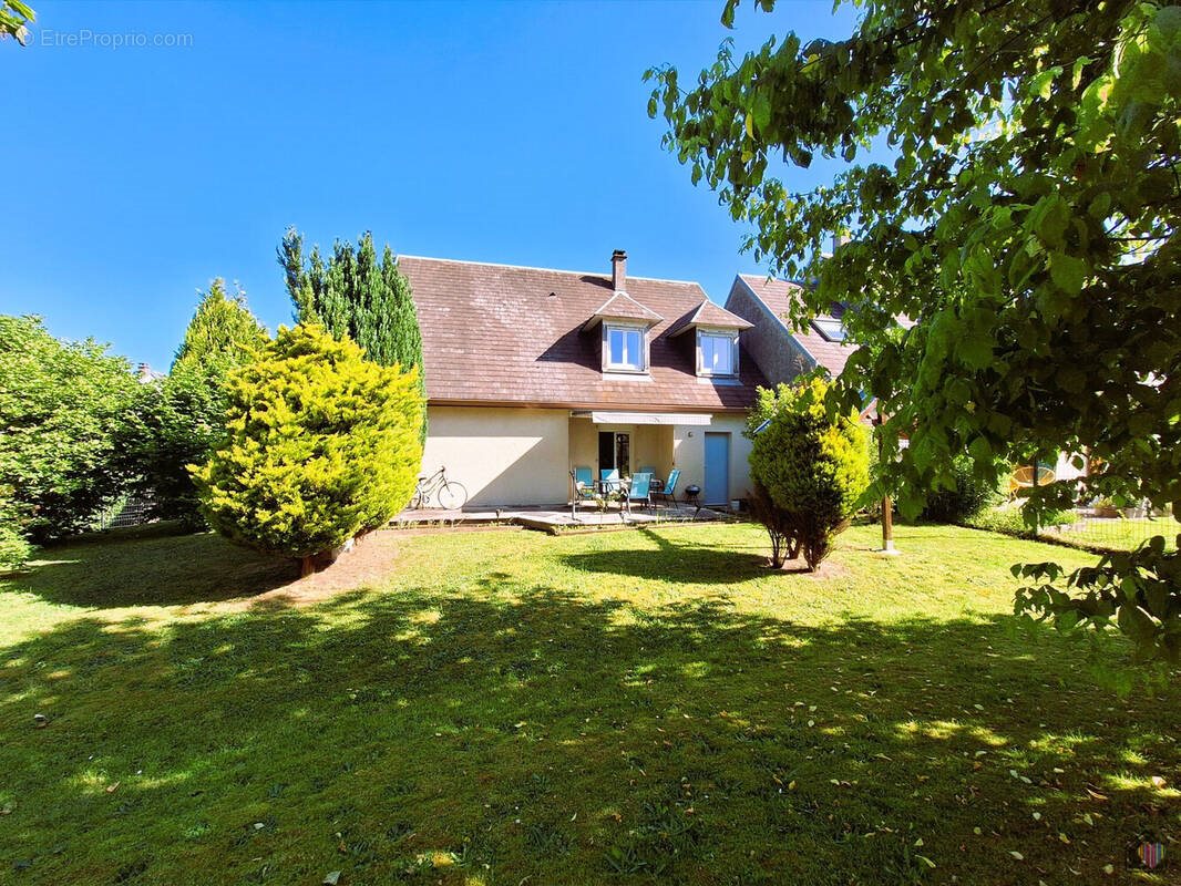 Maison à vendre, 133m², Saint-Pierre-en-Port