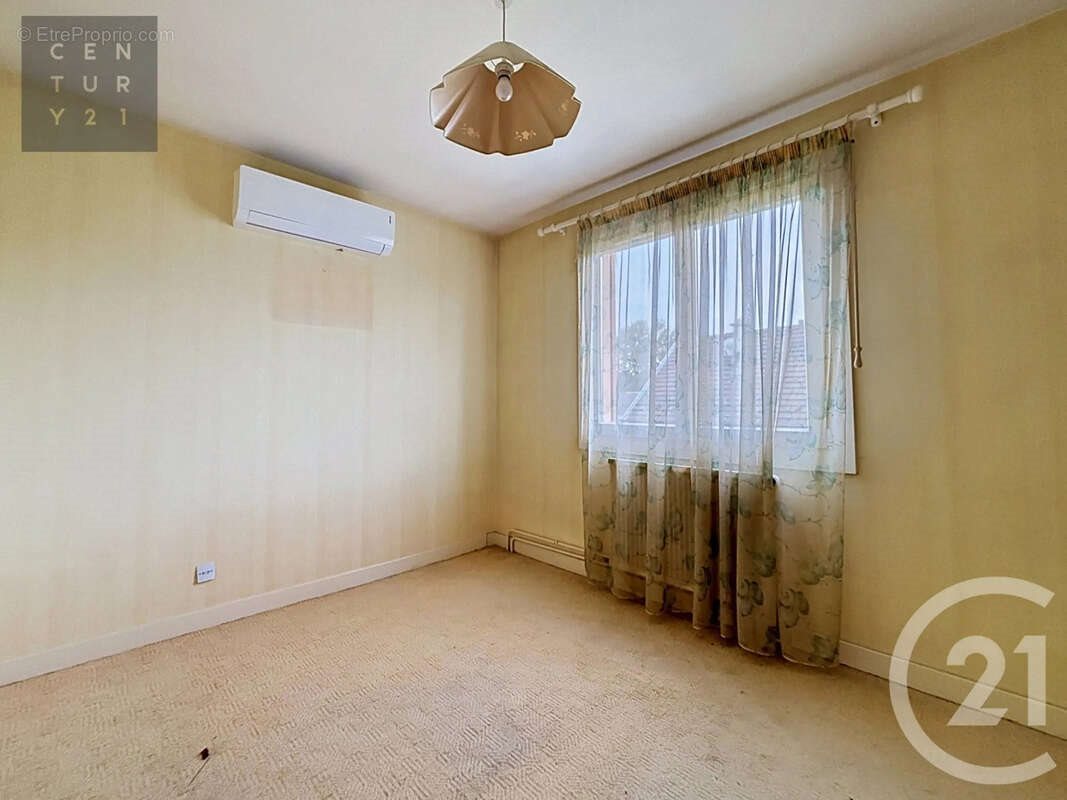 Maison à vendre, 90m², Saint-Julien-les-Villas