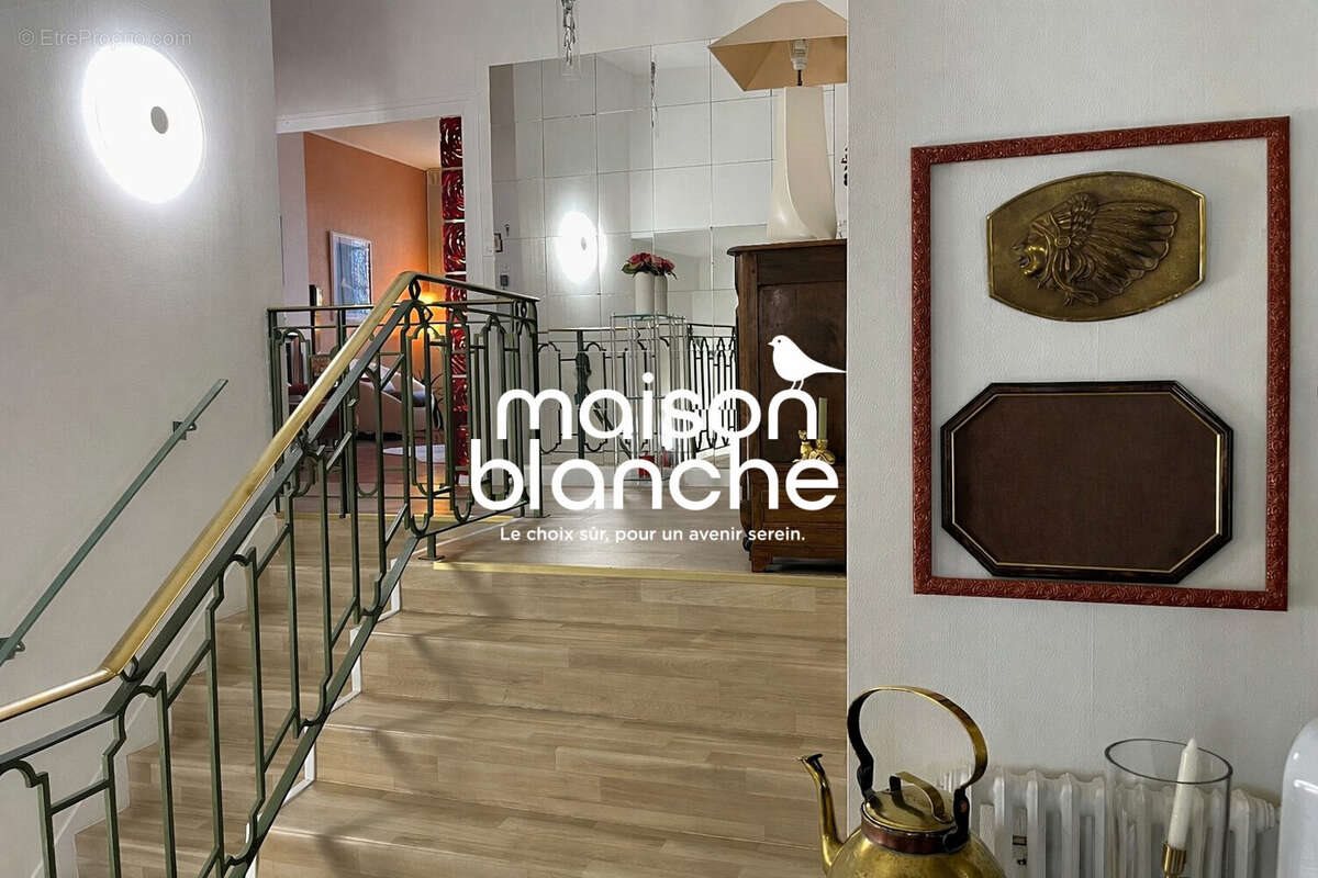Maison à vendre, 286m², Surgères