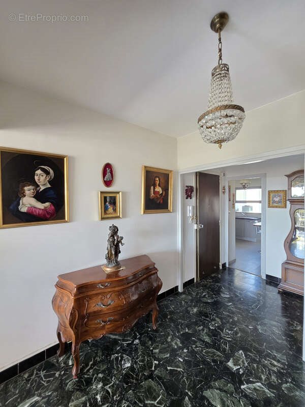 Appartement à vendre, 106m², Arles
