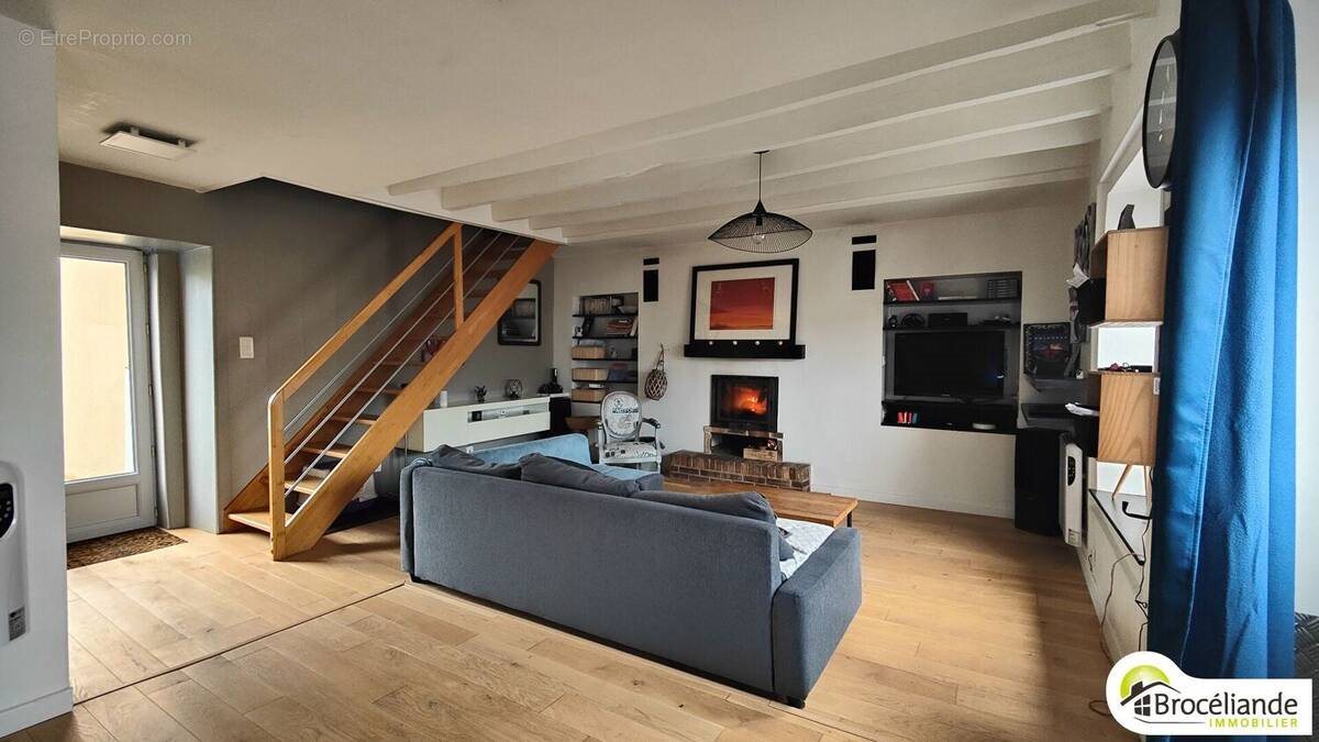 Maison à vendre, 102m², Parthenay-de-Bretagne
