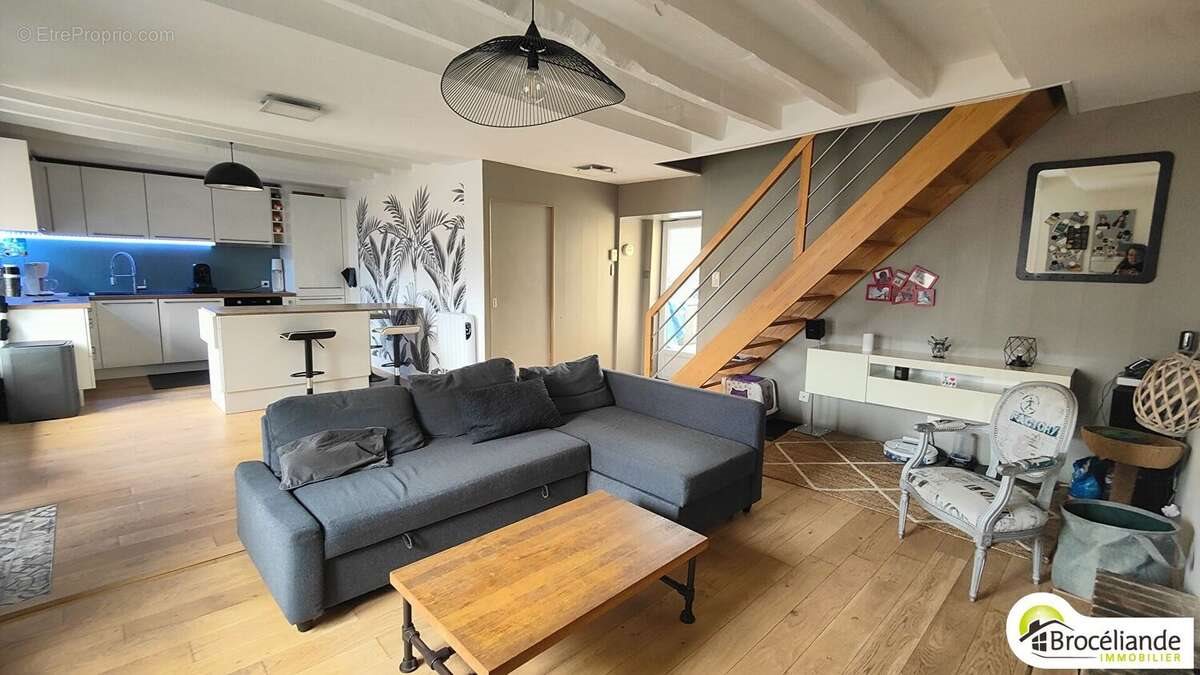 Maison à vendre, 102m², Parthenay-de-Bretagne
