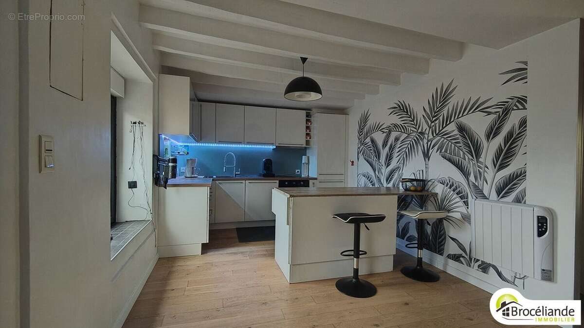 Maison à vendre, 102m², Parthenay-de-Bretagne