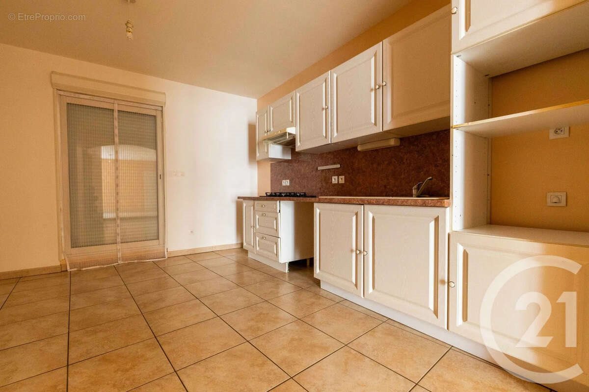 Maison à vendre, 82m², Montagnac